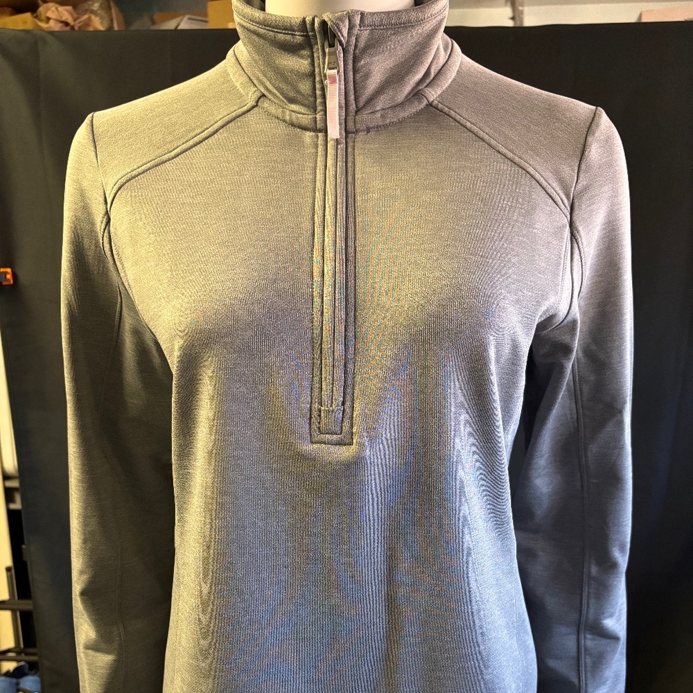 Nice womens small Vineyard Vines quarter zip jacket